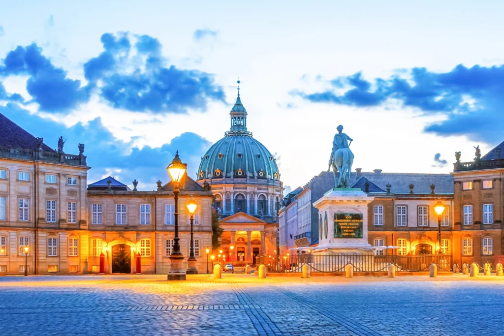 To better understand royal life, it’s worth visiting the Amalienborg Palace Museum.