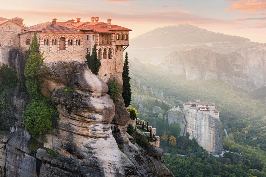 The most popular monasteries in the Meteora complex are the Great Meteoron, Varlaam Monastery, and St. Stephen’s Monastery.