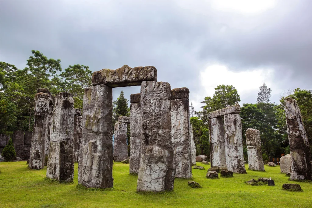 The bluestones used to build Stonehenge come from Wales, over 200 km away.