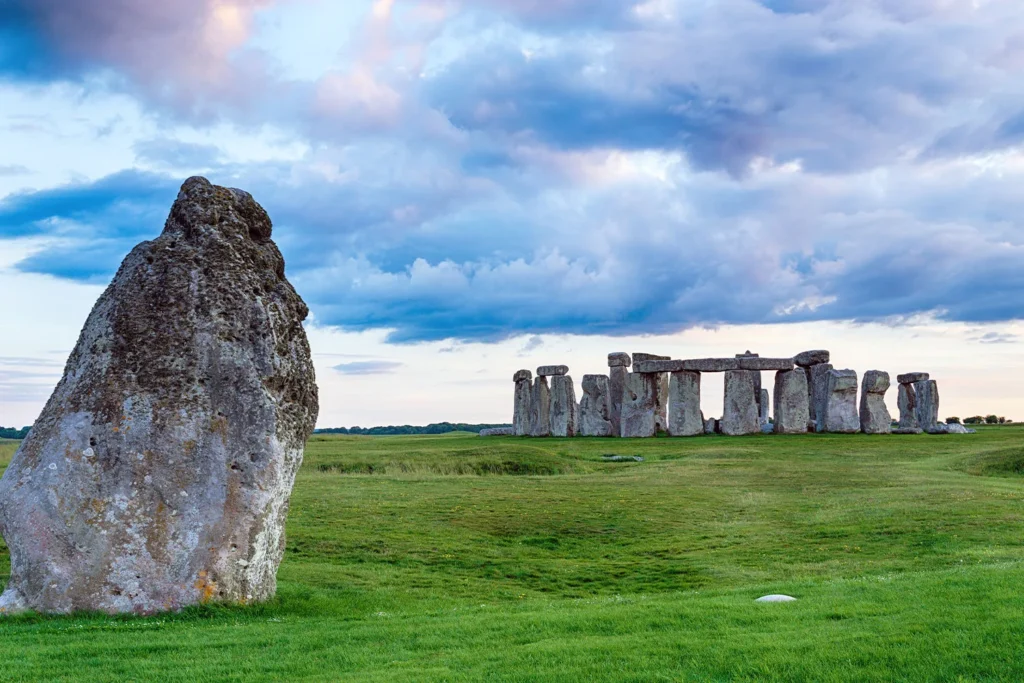 The Stonehenge Visitor Centre is the best place to enhance your knowledge about the magical circle.